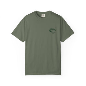 Unisex Legend of the Lawn T-shirt - Perfect for BBQs, Outdoor Gatherings, Summer Fun, Gifts, Casual Wear, Yard Games